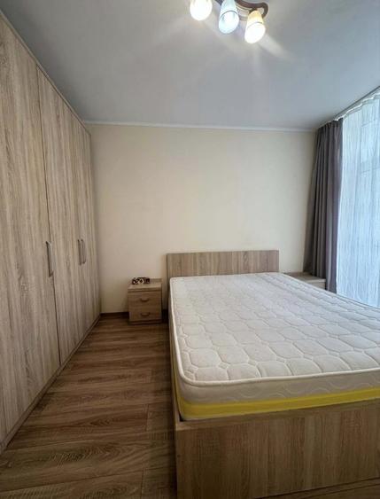 Apartament cu 2 camere decomandat, mobilat în Central