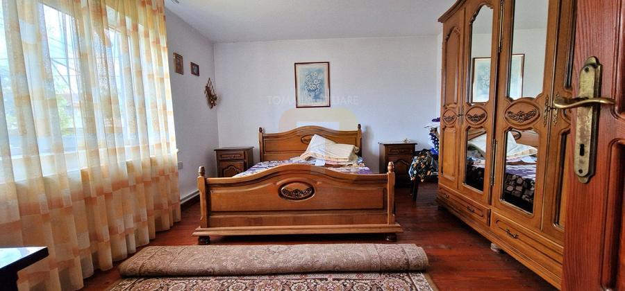 Casă individuală cu 4 camere cu Garaj în Săvinești