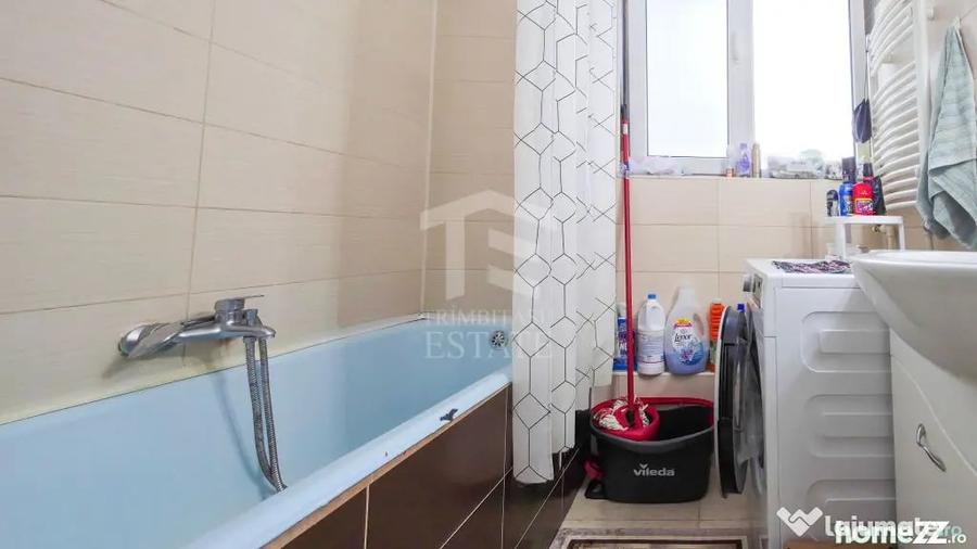 Apartament cu 3 camere decomandat în Ferentari