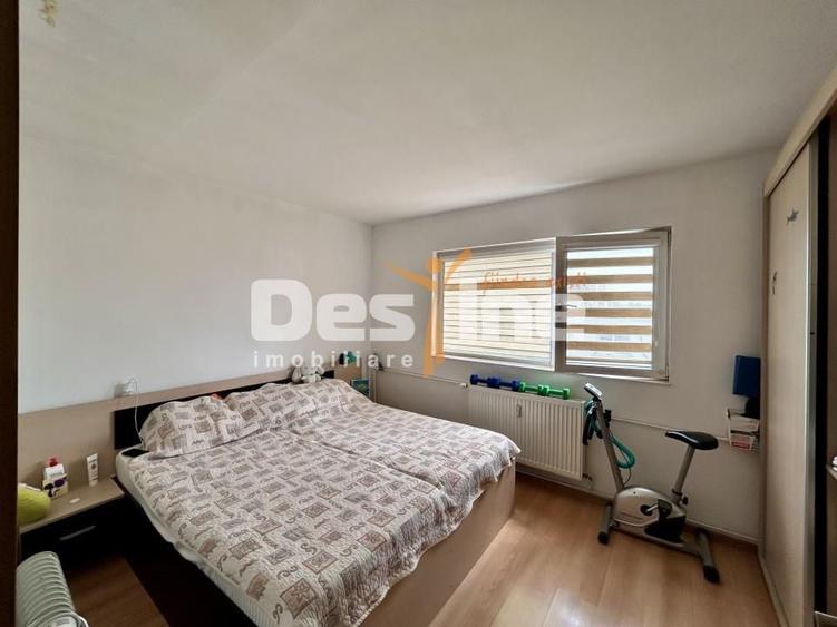 Apartament cu 2 camere semidecomandat, mobilat în Vest