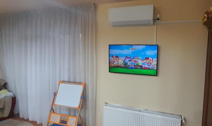 Apartament cu 2 camere decomandat în Est