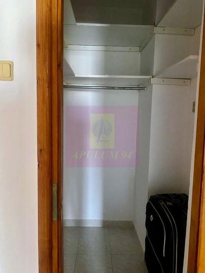 Apartament cu 4 camere decomandat, mobilat în Decebal