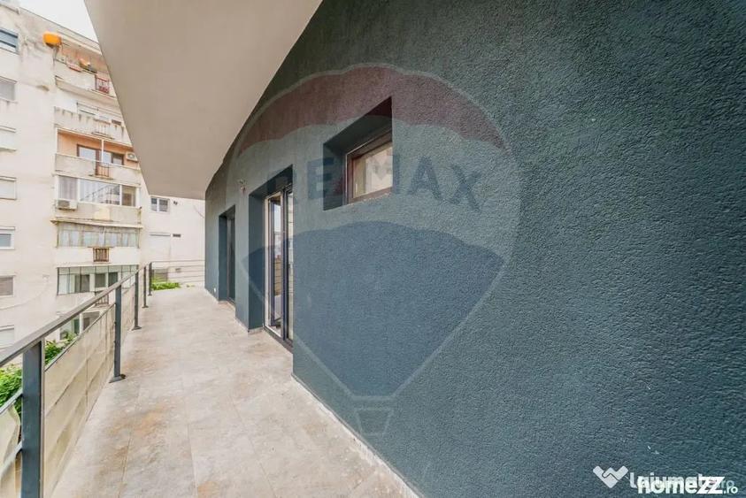 Apartament cu 2 camere semidecomandat în Intim
