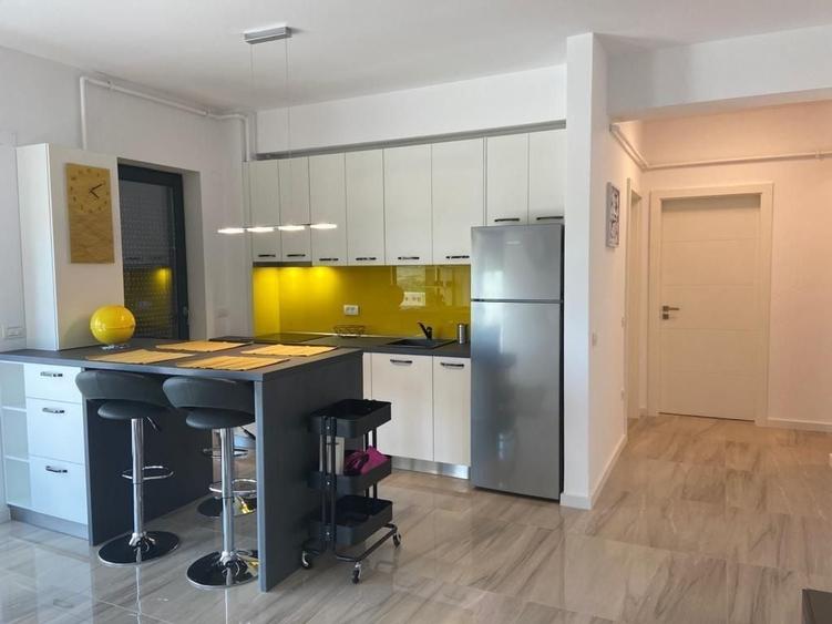Apartament cu 2 camere semidecomandat în Giroc