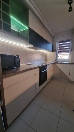 Apartament cu 3 camere semidecomandat în Braytim