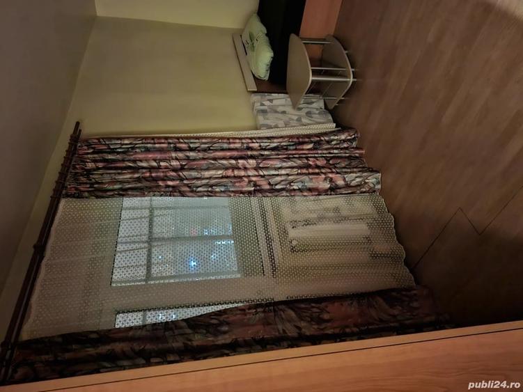 Garsonieră decomandată în Craiovița Nouă