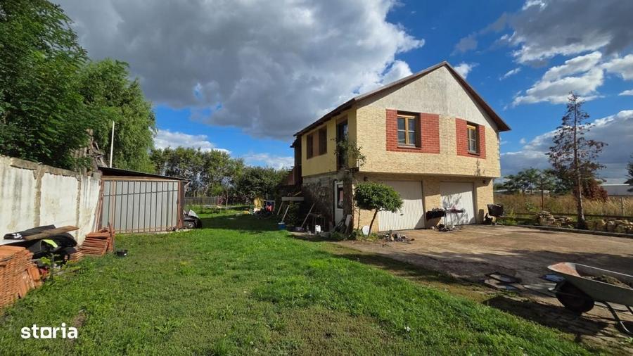 Casă cu 4 camere cu Teren 1560 Mp în Lucian Blaga