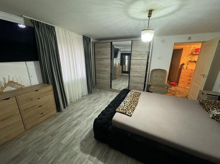 Casă cu 4 camere în Mintiu