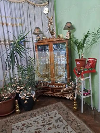 Apartament cu 4 camere semidecomandat, mobilat în Fabric