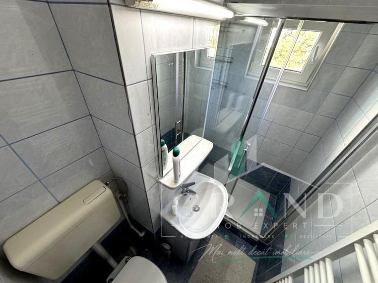 Apartament cu 4 camere semidecomandat, mobilat în Mănăștur