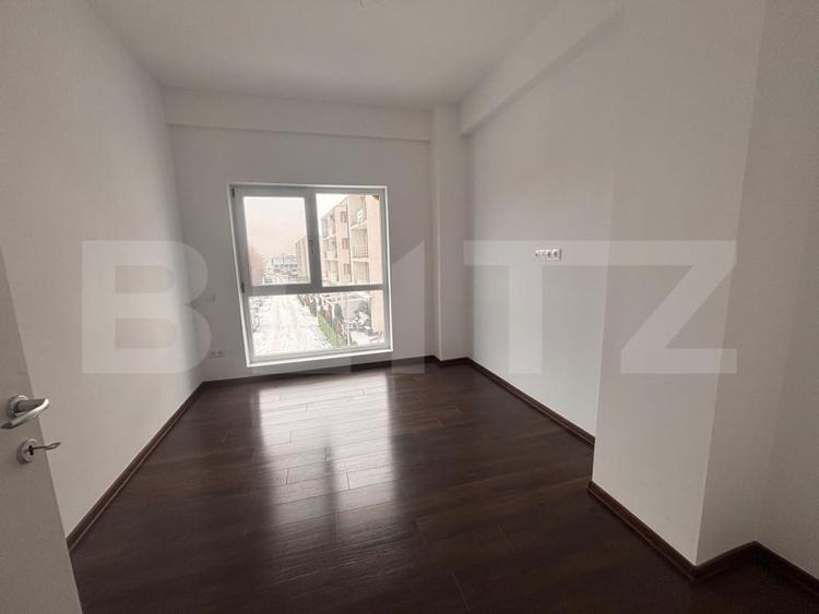 Apartament cu 3 camere decomandat în Viforâta