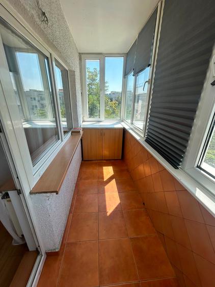 Apartament cu 2 camere semidecomandat în Vitan Mall