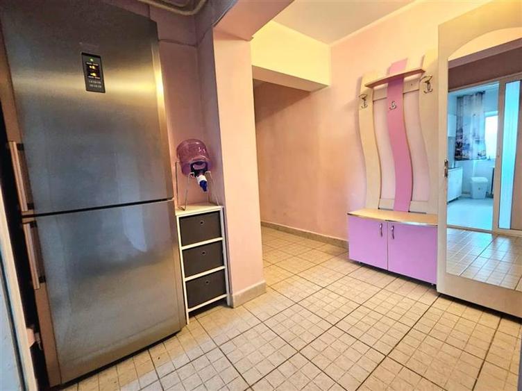 Apartament 3 camere, etaj 1, Pacurari Petru Poni - 9