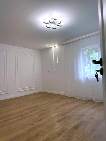 Apartament cu 2 camere decomandat în Petros