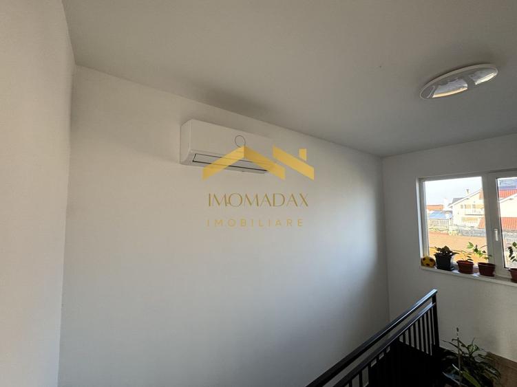 Duplex cu 4 camere cu Canalizare în Moșnița Veche