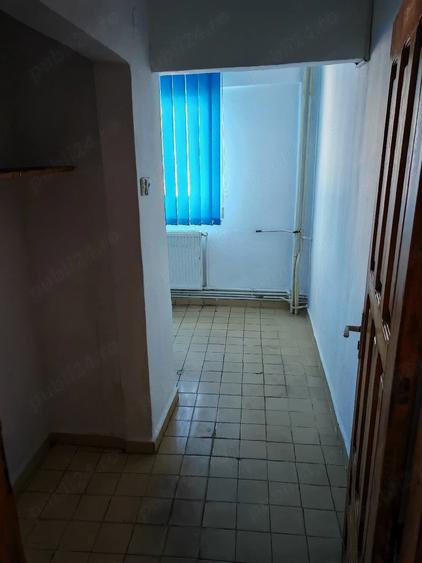 Spațiu comercial, de 100 mp, în Furculești