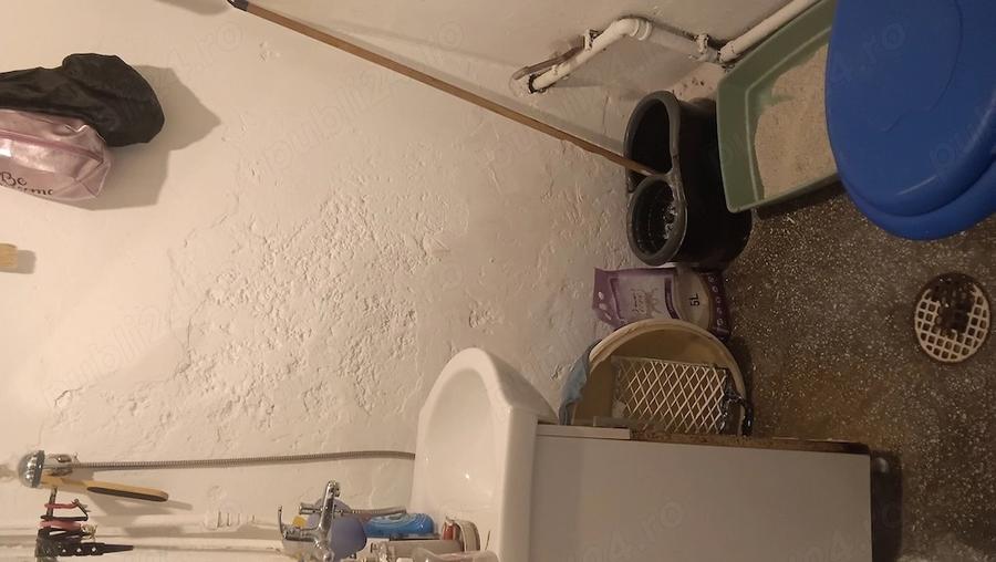 Garsonieră decomandată în Brâncoveanu
