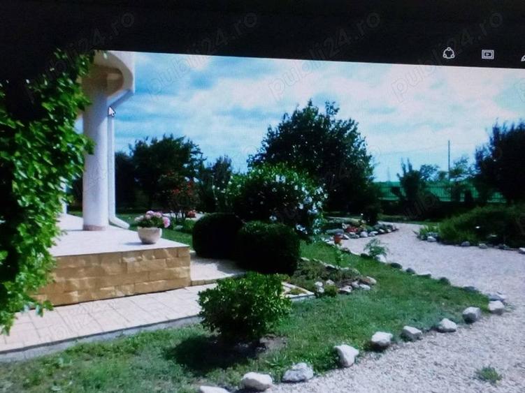 Casă cu 6 camere cu Teren 1050 Mp în Central