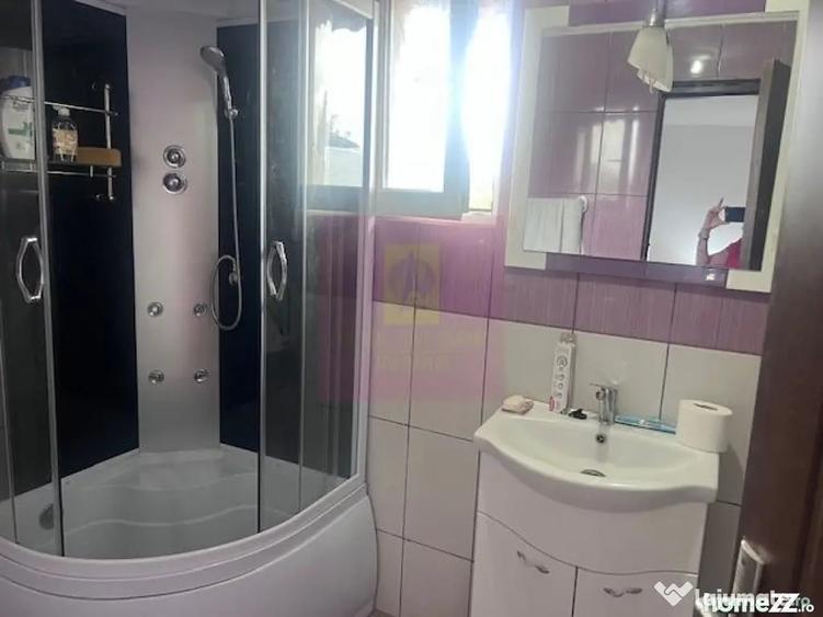 Casă cu 3 camere cu Teren 324 Mp în Giurgiului