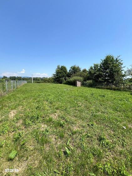 Casă cu 4 camere cu Teren 1500 Mp în Săcălășeni