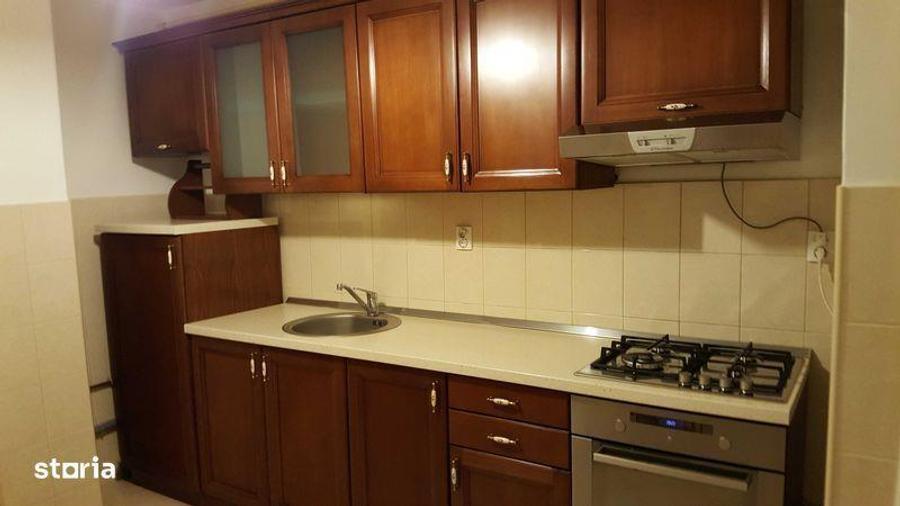 Apartament cu 3 camere decomandat în Ultracentral