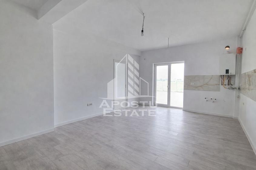Apartament cu 3 camere decomandat în Torontalului