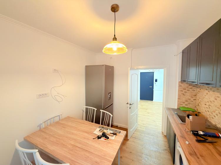 Apartament cu 3 camere în Central