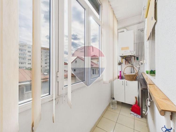 Apartament cu 2 camere semidecomandat în Dorobanți