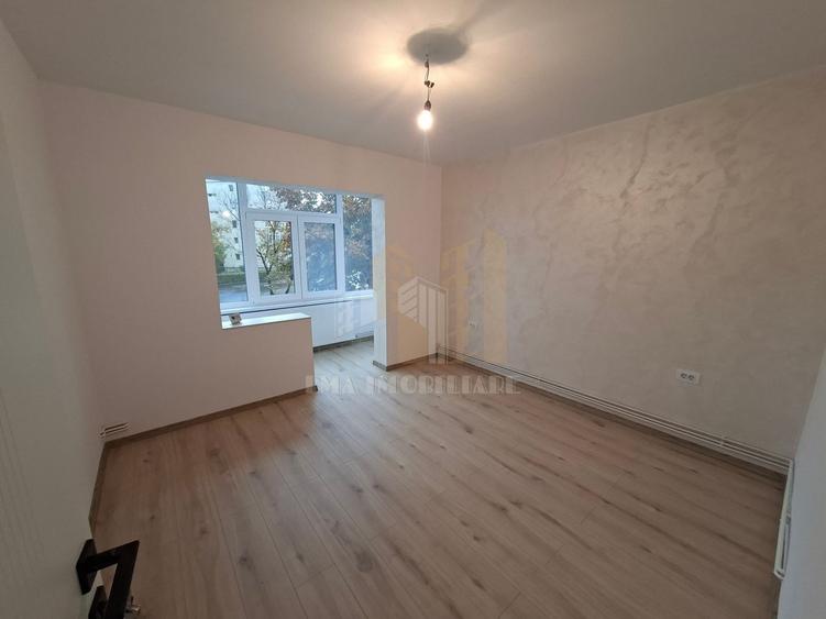 Apartament cu 2 camere decomandat în Tractorul