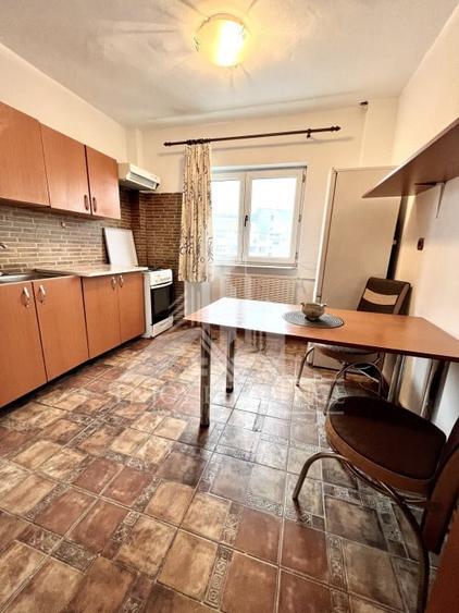 Apartament cu 2 camere decomandat, mobilat în Lujerului
