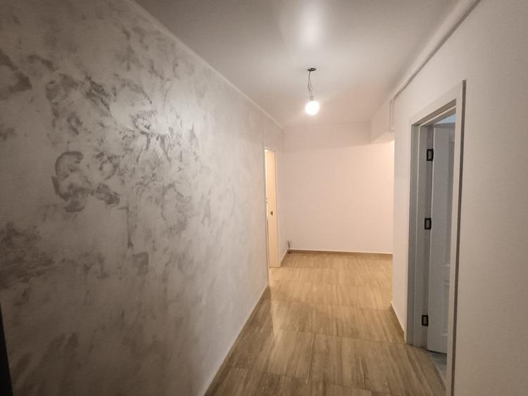 Apartament cu 3 camere decomandat în Popas Păcurari