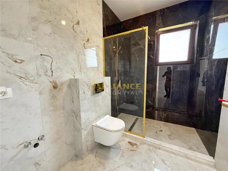 Casă cu 5 camere cu Teren 300 Mp în Berceni