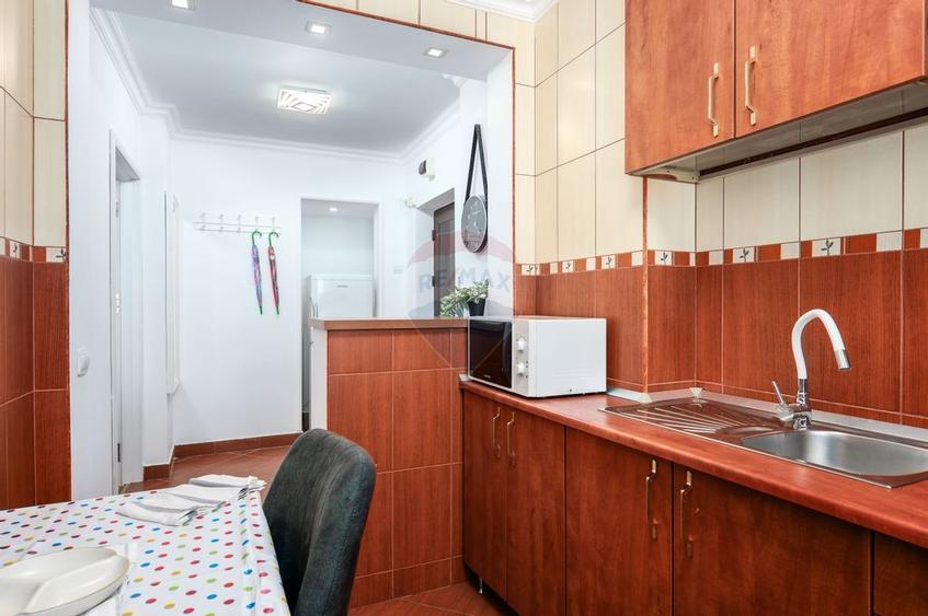 Apartament cu 2 camere semidecomandat în Cantemir