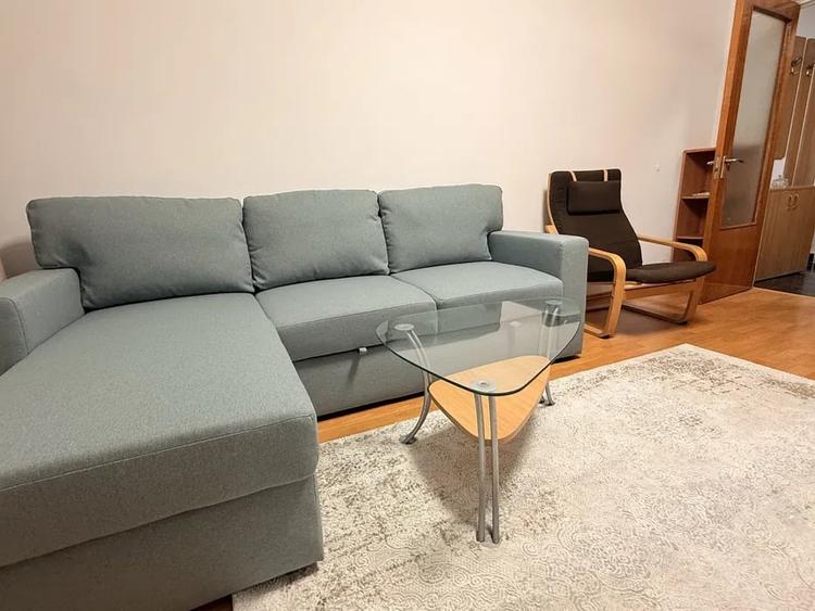 Apartament cu 3 camere semidecomandat, mobilat în Drumul Taberei