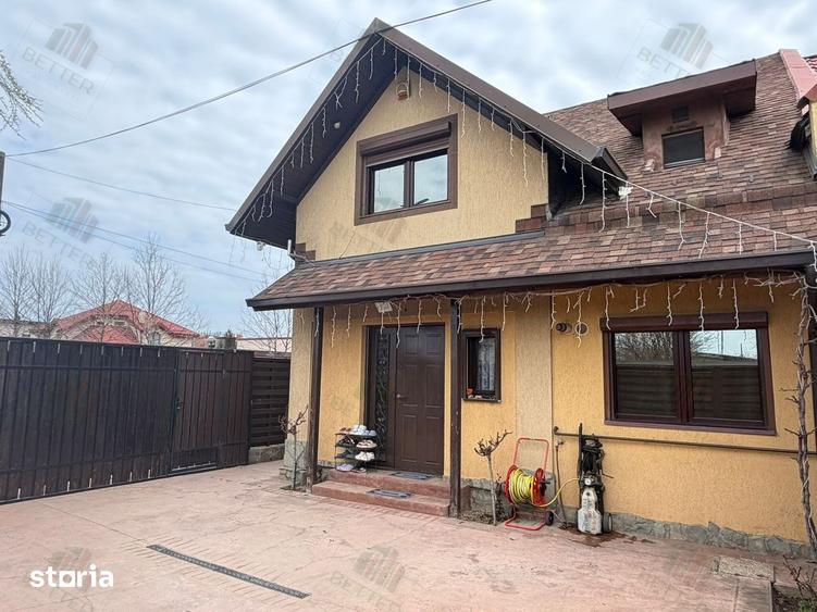 Casă cu 4 camere cu Teren 230 Mp în Glina