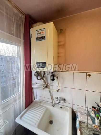 Apartament cu 3 camere semidecomandat în Șagului