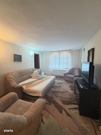 Casă cu 4 camere cu Teren 3000 Mp în Central