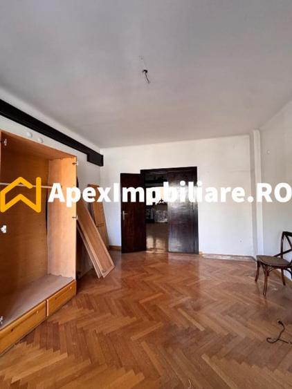 Apartament cu 3 camere decomandat în Cișmigiu
