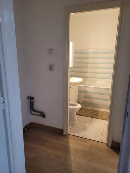 Apartament cu 2 camere semidecomandat, mobilat în Complex Studențesc