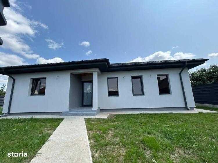 Casă cu 4 camere cu Teren 700 Mp în Central
