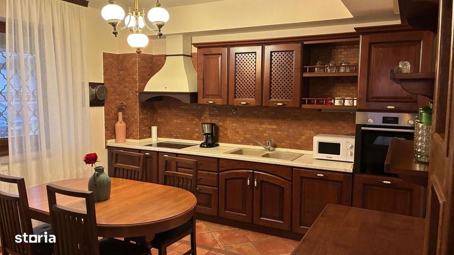 Apartament cu 3 camere în Sud