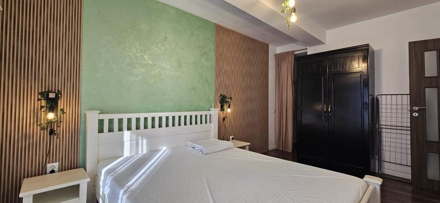 Apartament cu 3 camere semidecomandat, mobilat în Grigorescu