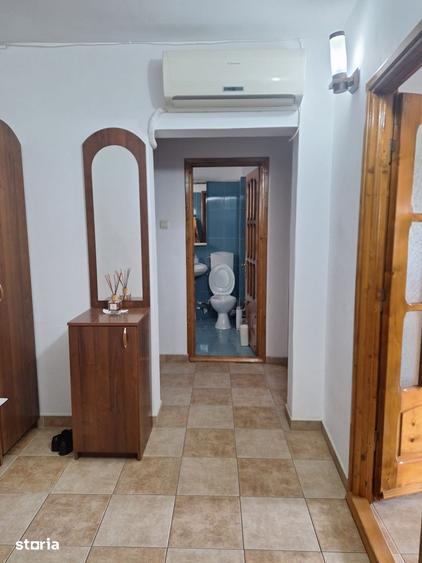 Abator, Sos. Mangaliei, 2 decomandate, 52 mp, la cheie, gaze, 370 Euro - 2