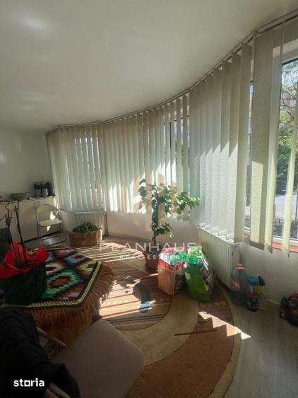 Apartament cu 3 camere în Vasile Alecsandri
