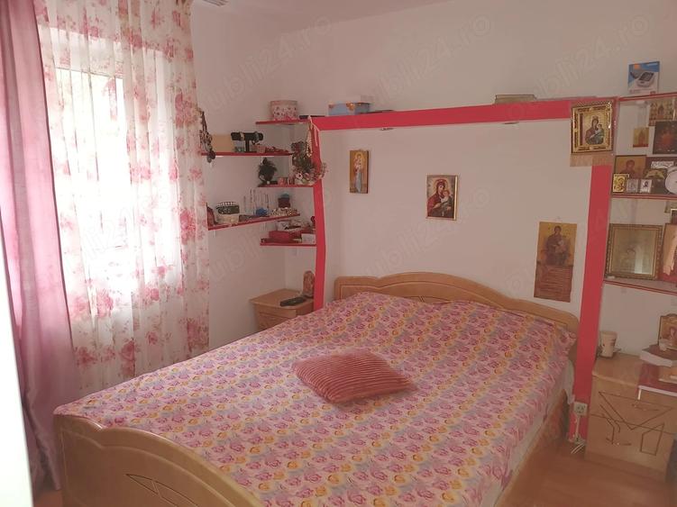Apartament cu 2 camere nedecomandat în Giurgiului