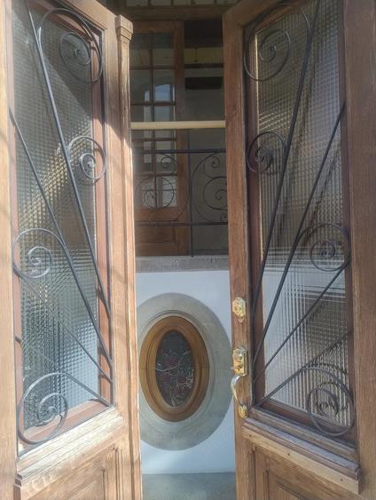 Casă cu 4 camere cu Teren 51 Mp în Central
