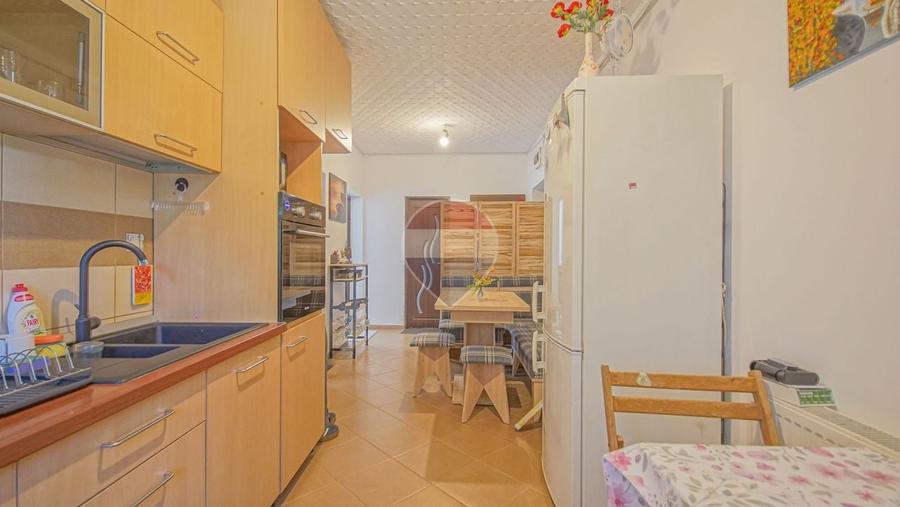 Apartament cu 2 camere decomandat, mobilat în Răcădău