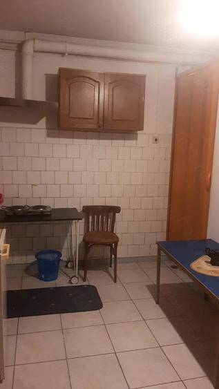 Garsonieră decomandată în Andronache