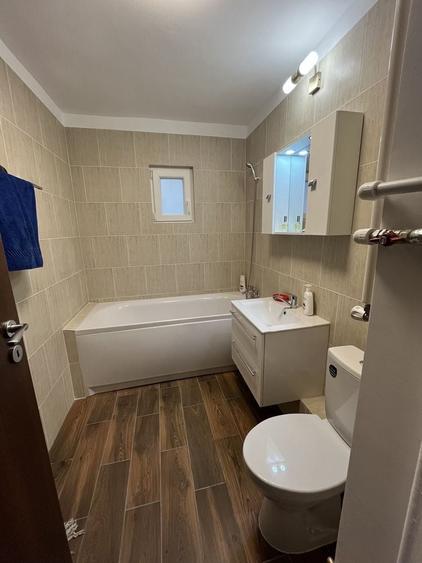 Apartament cu 2 camere decomandat în Olteniței