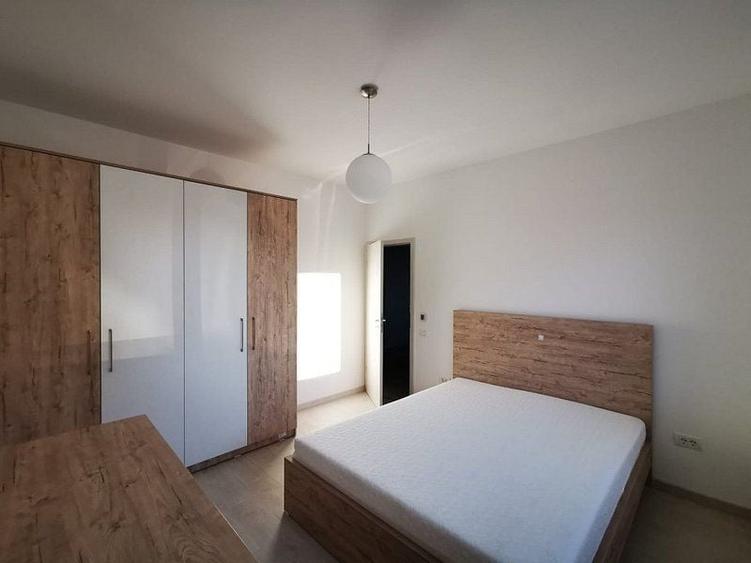 Apartament cu 2 camere decomandat în Aradului